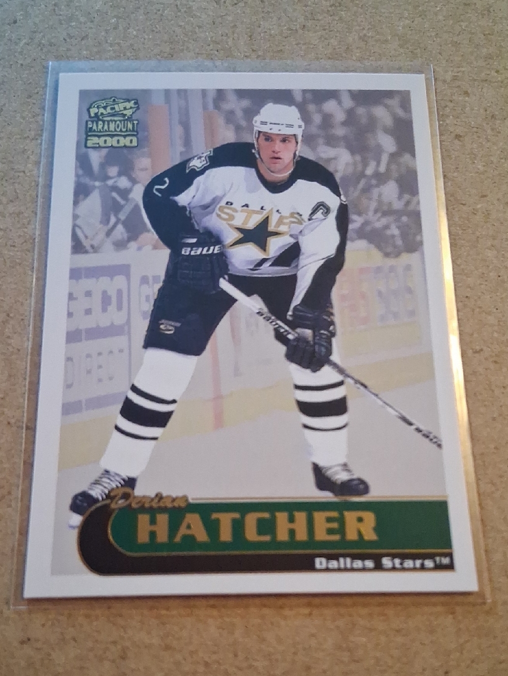 Hatcher Dallas/Minnesota North Stars Hockey Cards